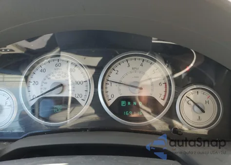 2008 Chrysler Town & Country Touring из США, поврежденный, VIN 2A8HR54P78R737106